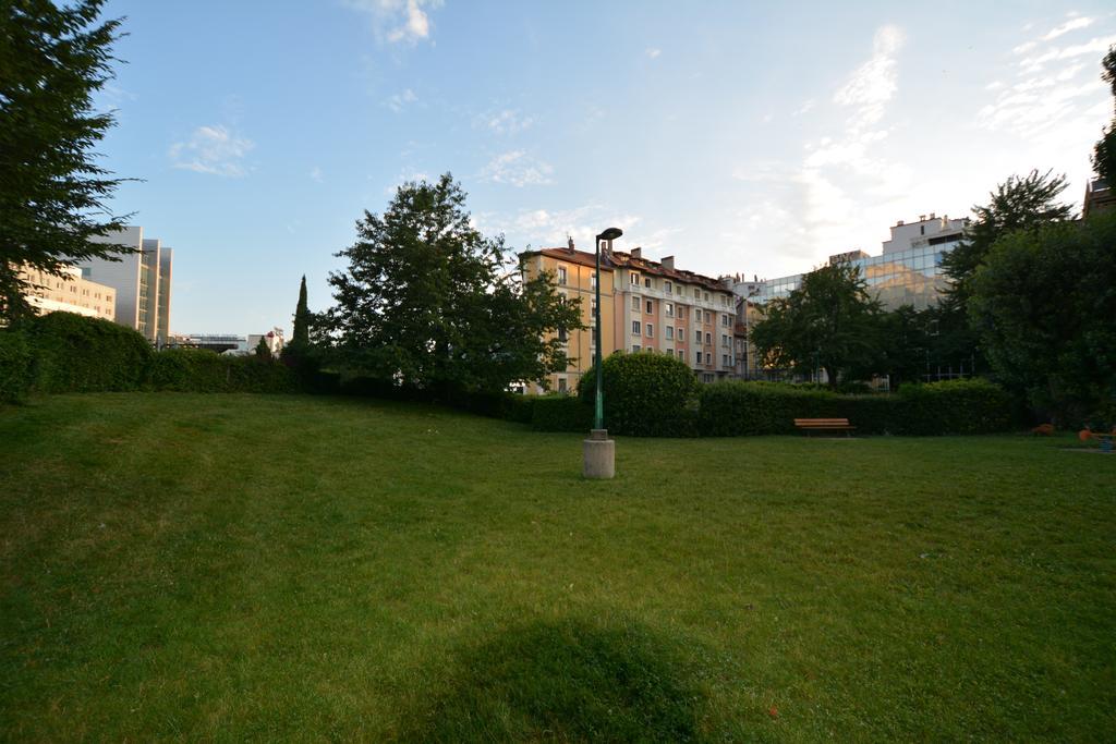 Hotel Lux Grenoble Luaran gambar