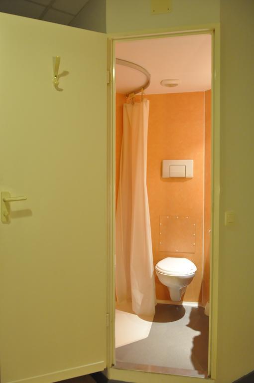 Hotel Lux Grenoble Bilik gambar